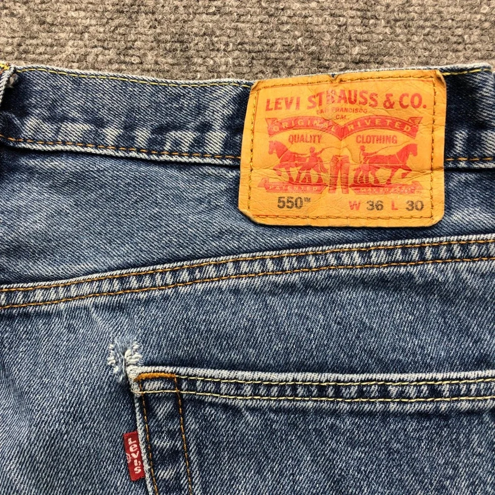 Levis levi 550